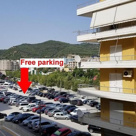 Deluxe Apartment Vlore Luaran gambar
