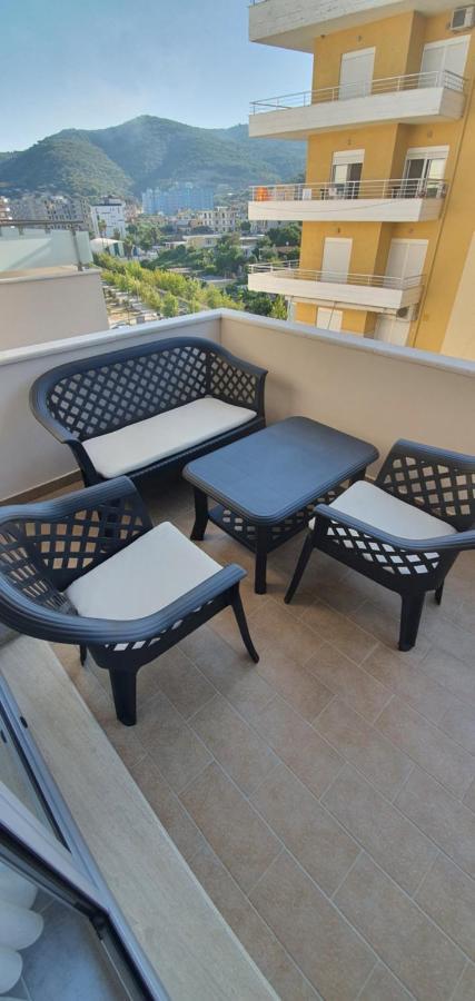 Deluxe Apartment Vlore Luaran gambar